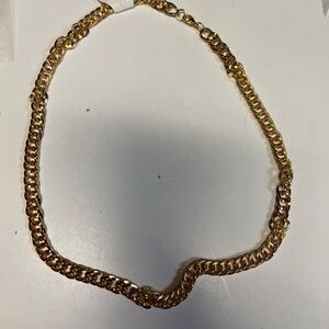 Elegant Gold Chain Necklace